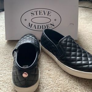 Steve Madden ecentrcq size 9.5 black like new